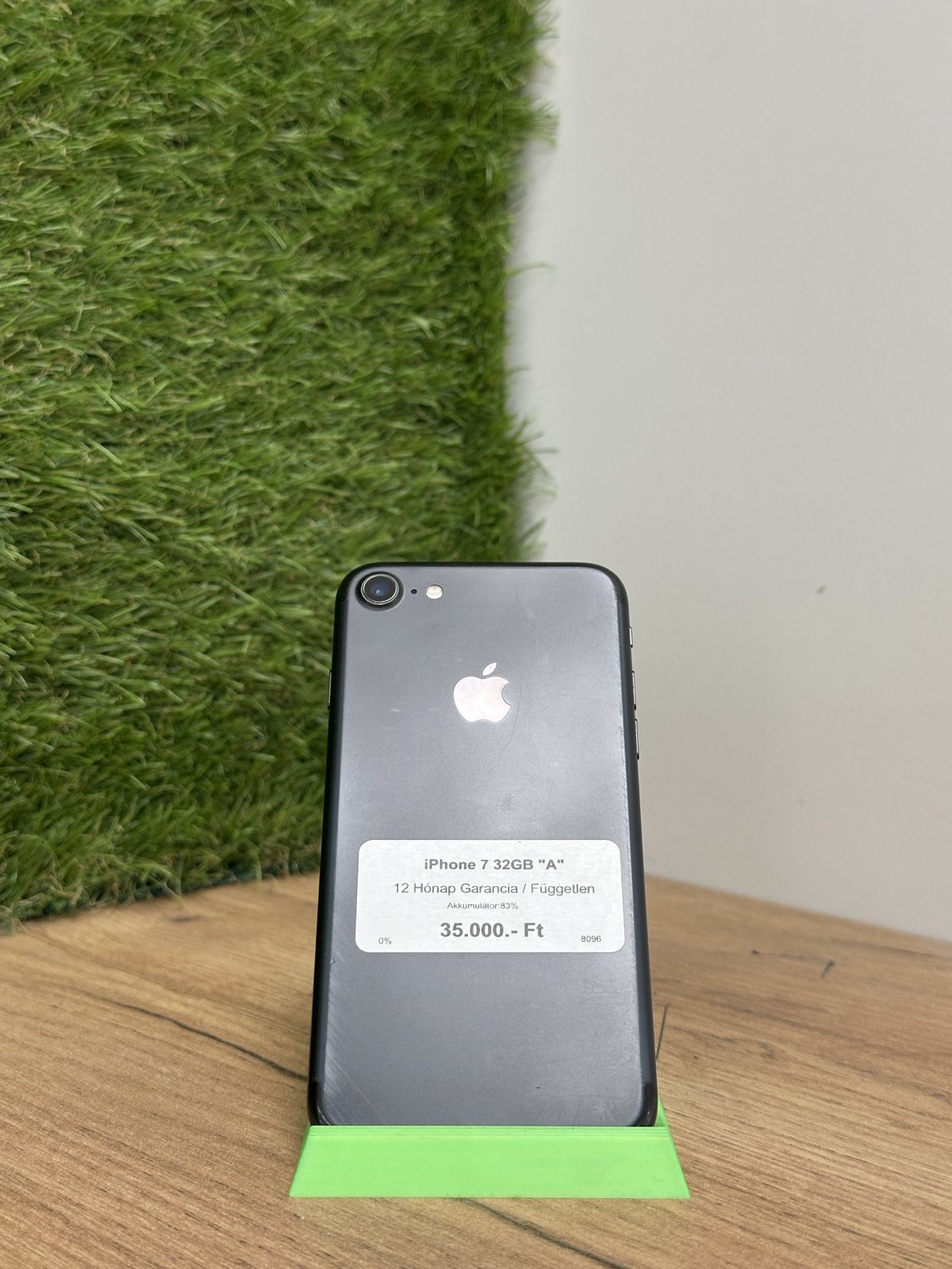 Apple iPhone 7 Kártyafüggetlen 32 GB, 12 hó garancia