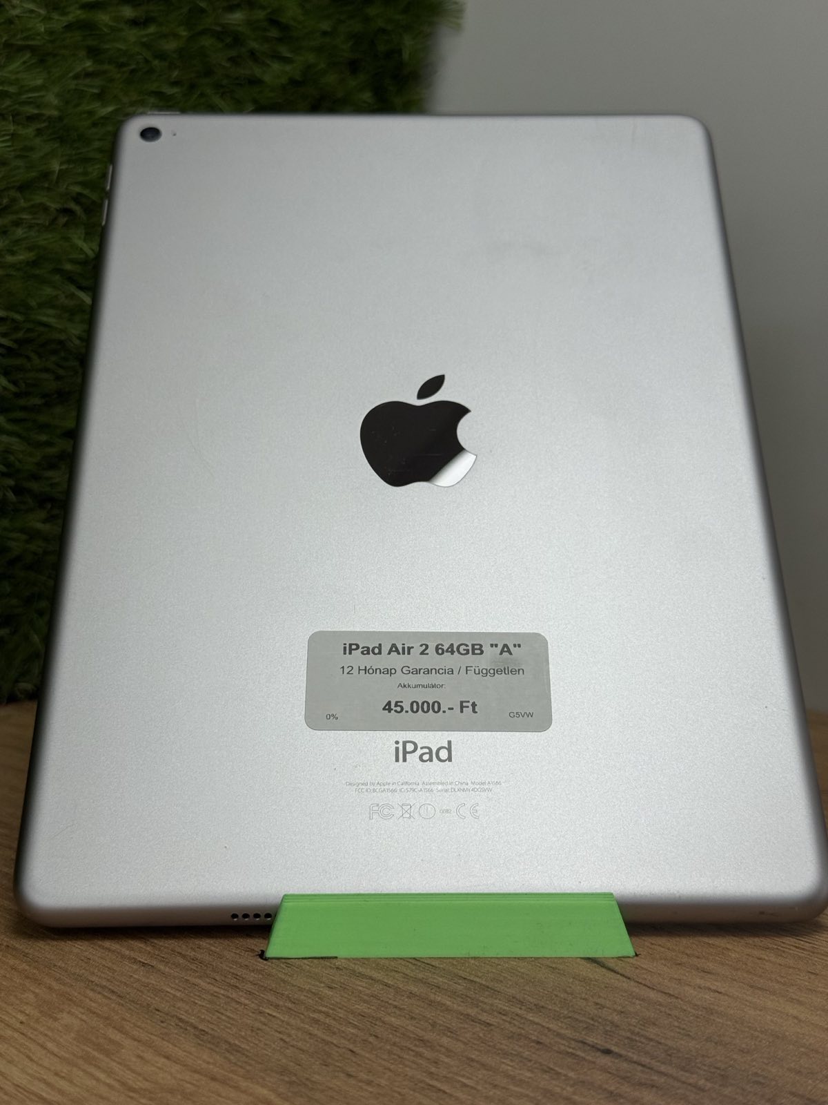 Apple iPad Air 2 Wi-Fi Kártyafüggetlen 64 GB, 12 hó garancia