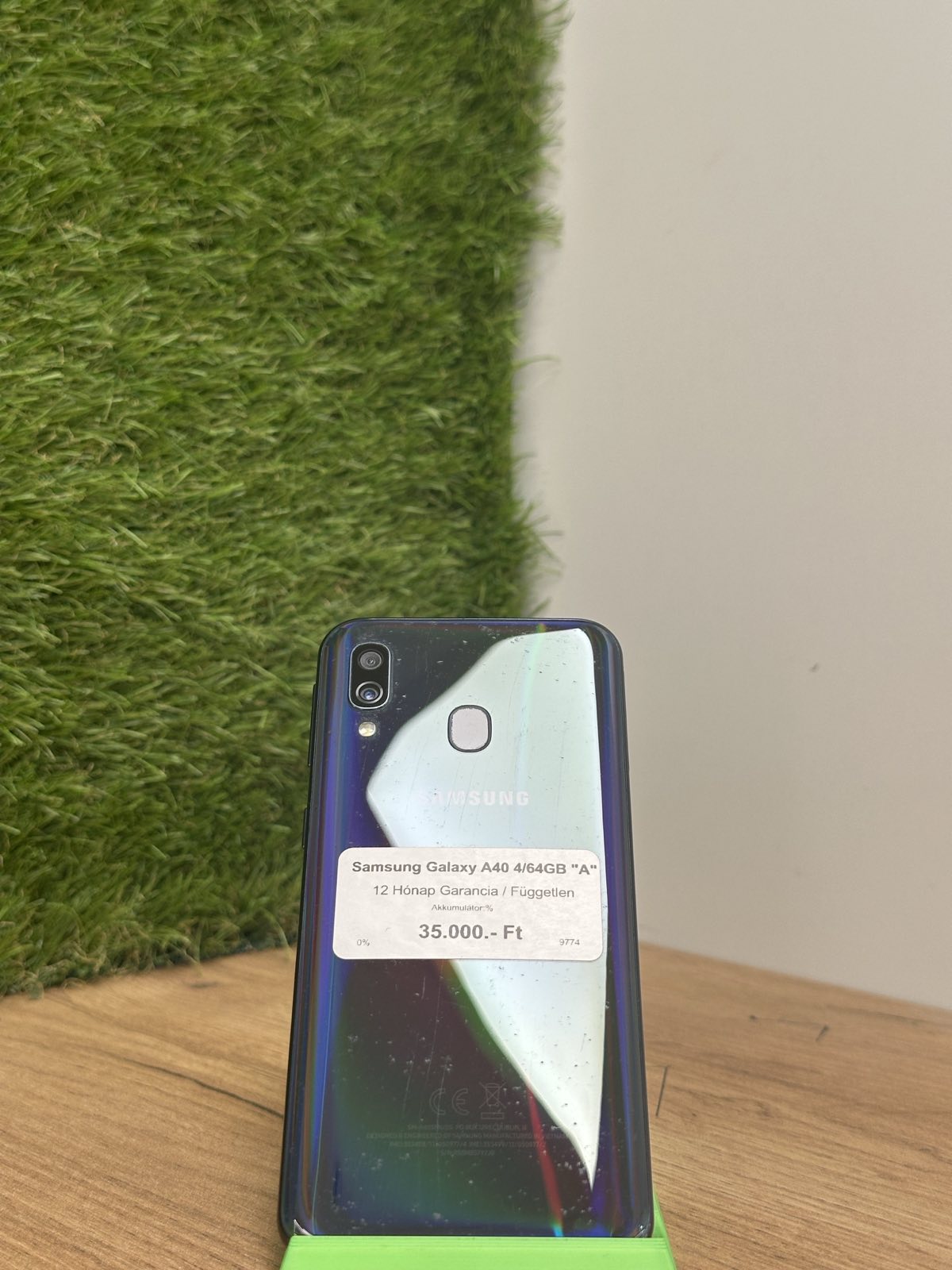 Samsung Galaxy A40 Kártyafüggetlen 64 GB, 12 hó garancia