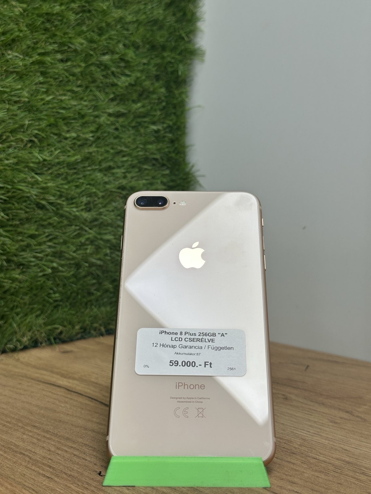 Apple iPhone 8 Kártyafüggetlen, 12 hó garancia