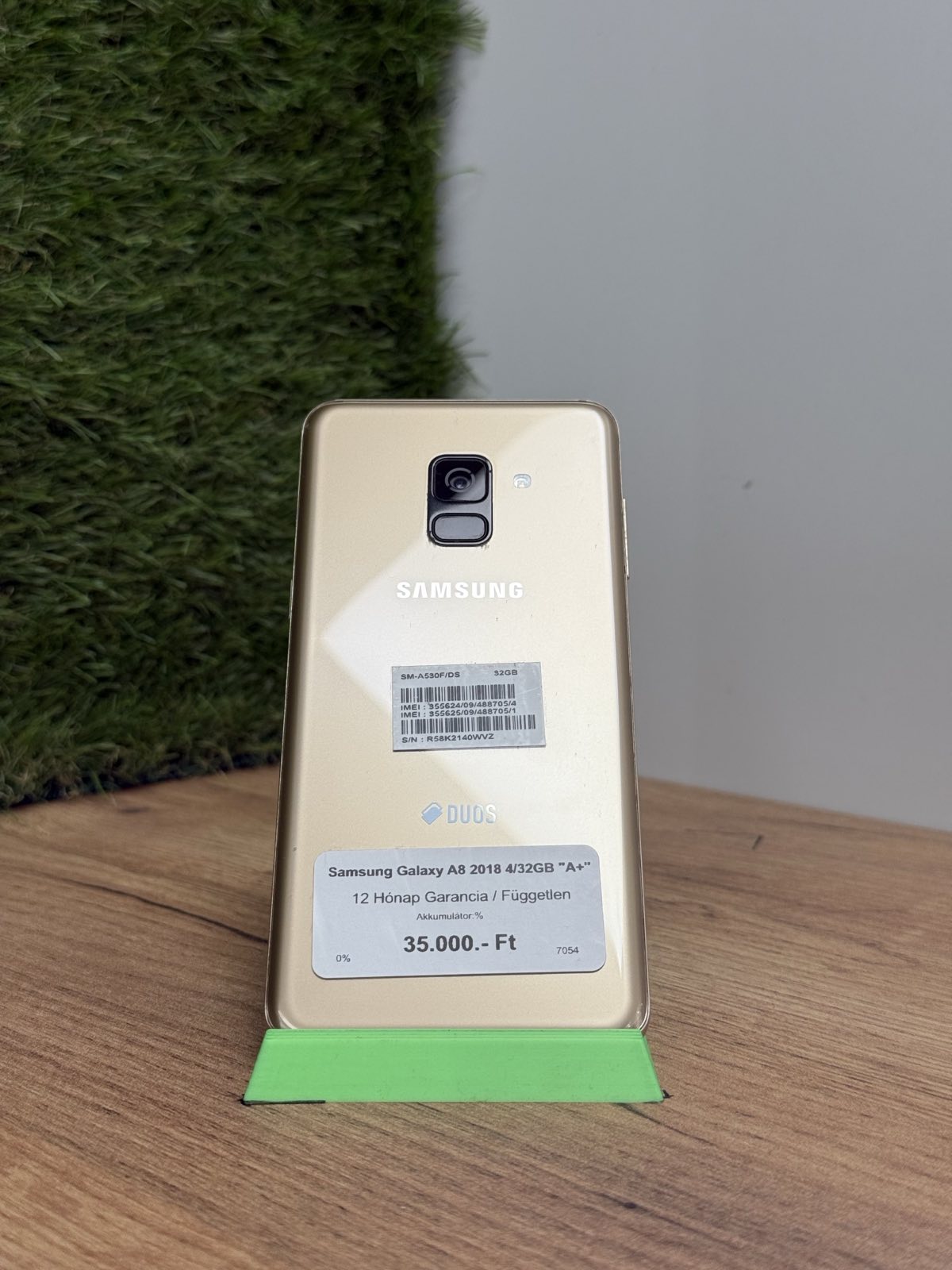 Samsung Galaxy A8 (2018) Kártyafüggetlen, 12 hó garancia
