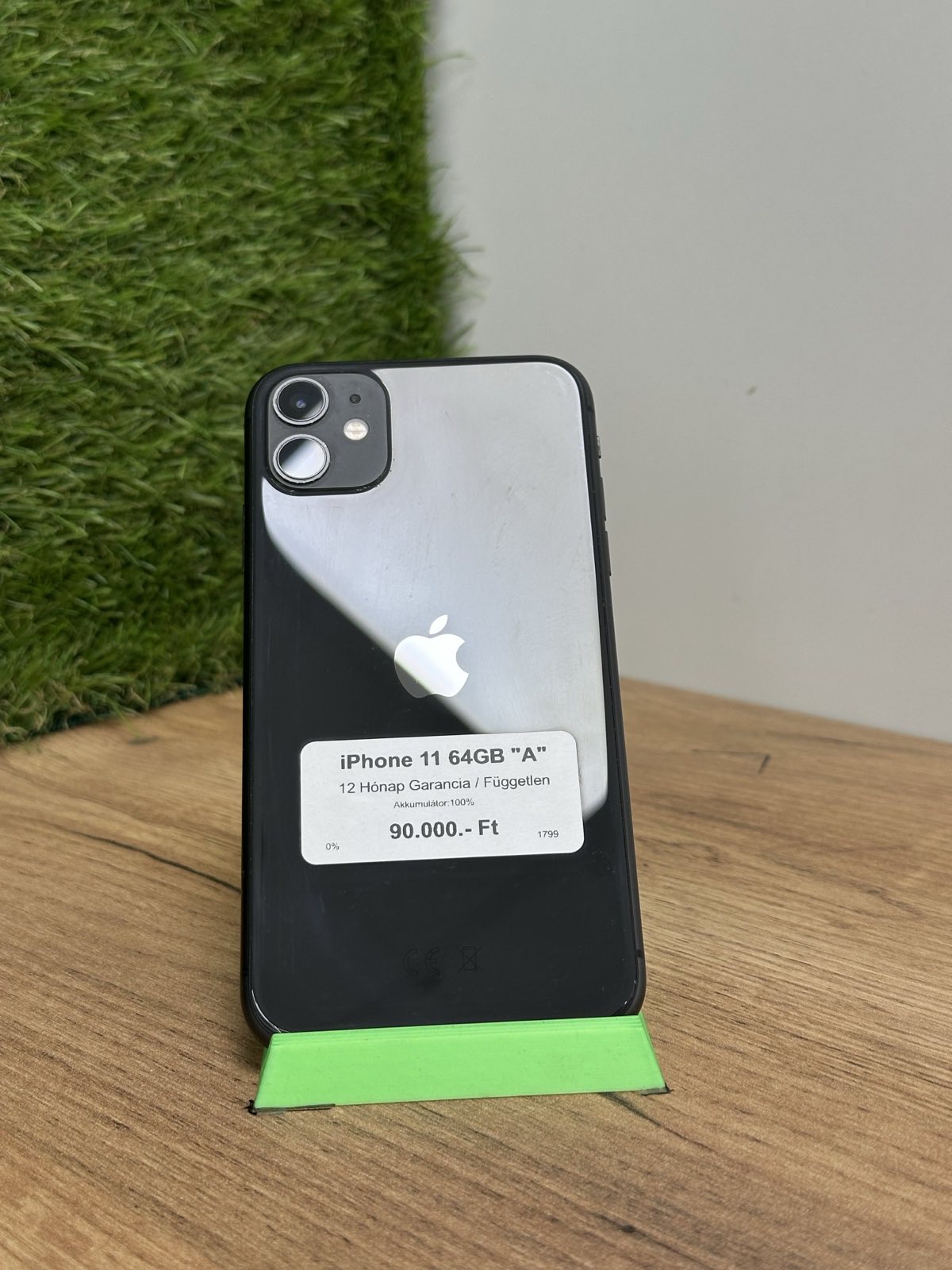 Apple iPhone 11 Kártyafüggetlen 64 GB, 12 hó garancia