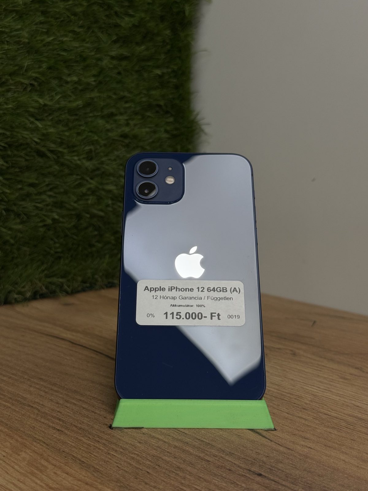 Apple iPhone 12 Kártyafüggetlen 64 GB, 12 hó garancia