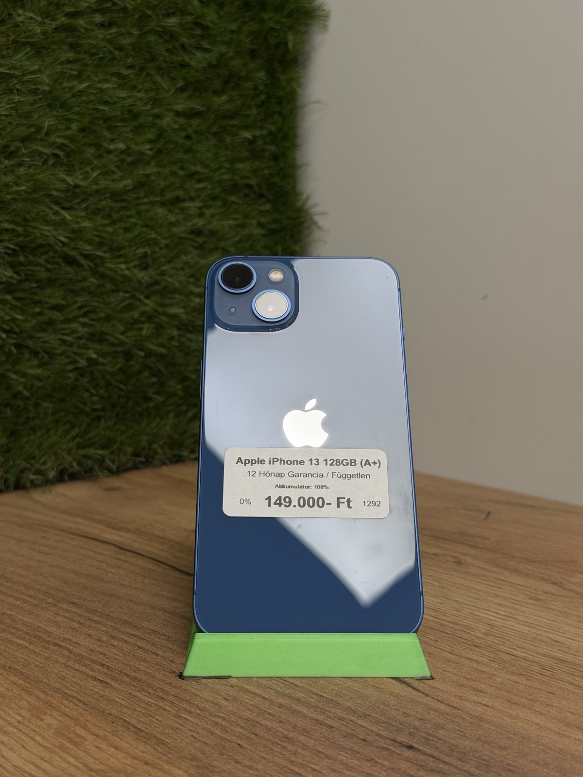 Apple iPhone 13 Kártyafüggetlen 128 GB, 12 hó garancia