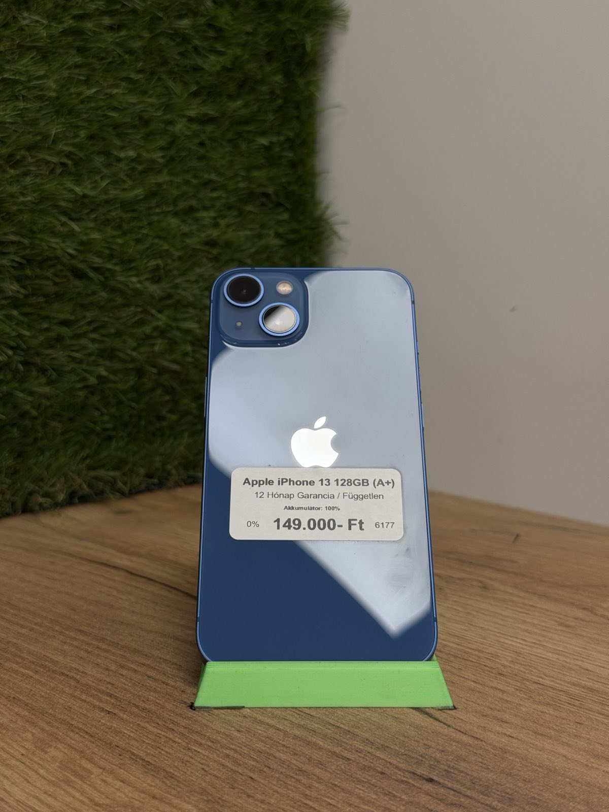 Apple iPhone 13 Kártyafüggetlen 128 GB, 12 hó garancia