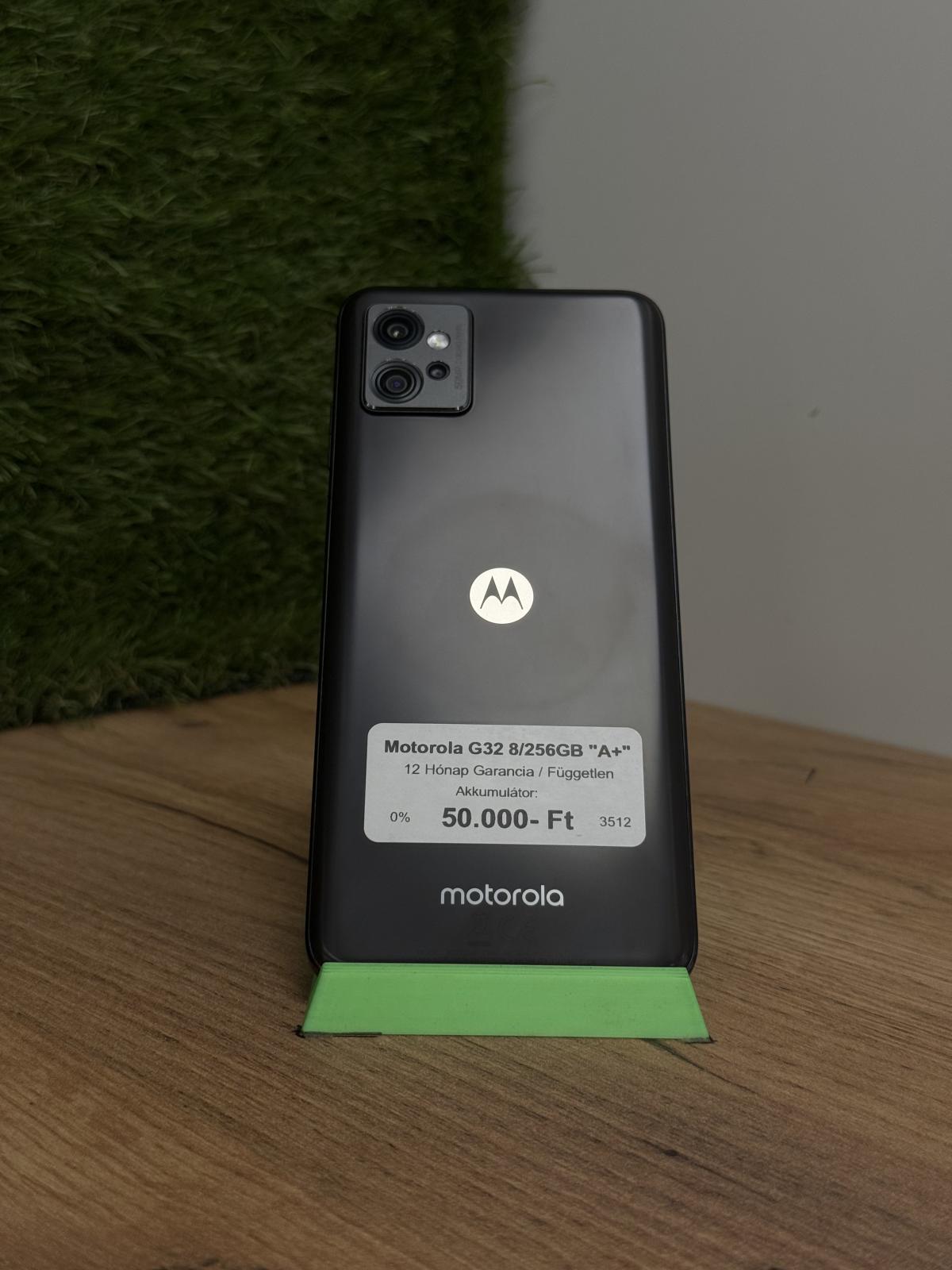 Motorola Moto G32 Kártyafüggetlen 256 GB, 12 hó garancia